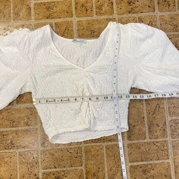 Zara White Puff Shoulder V Neck Crop Top - Picture 11 of 11